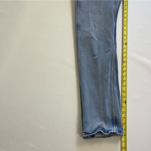 Levi's Men's Classic WorkWear Fit 505 Light Blue Straight Jeans. size 34x32 - Picture 4 of 13